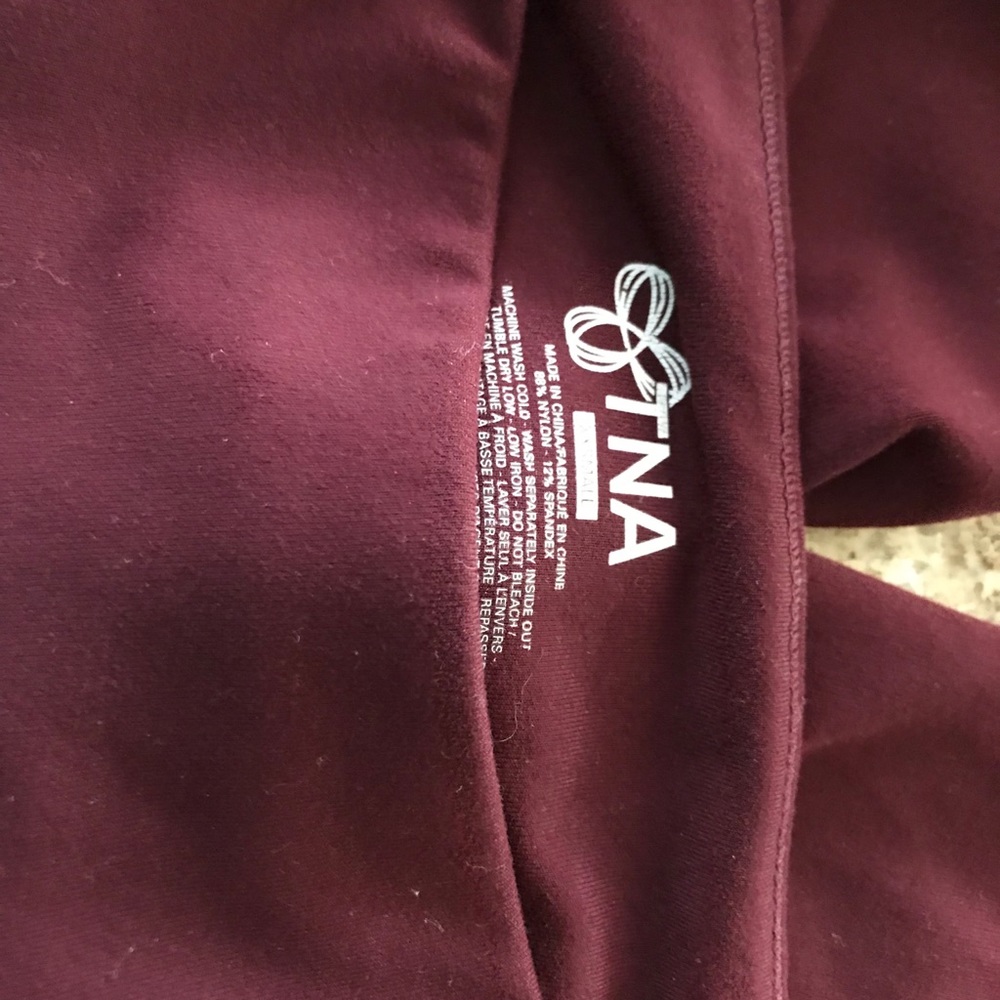 COPY - TNA leggings - xxs
